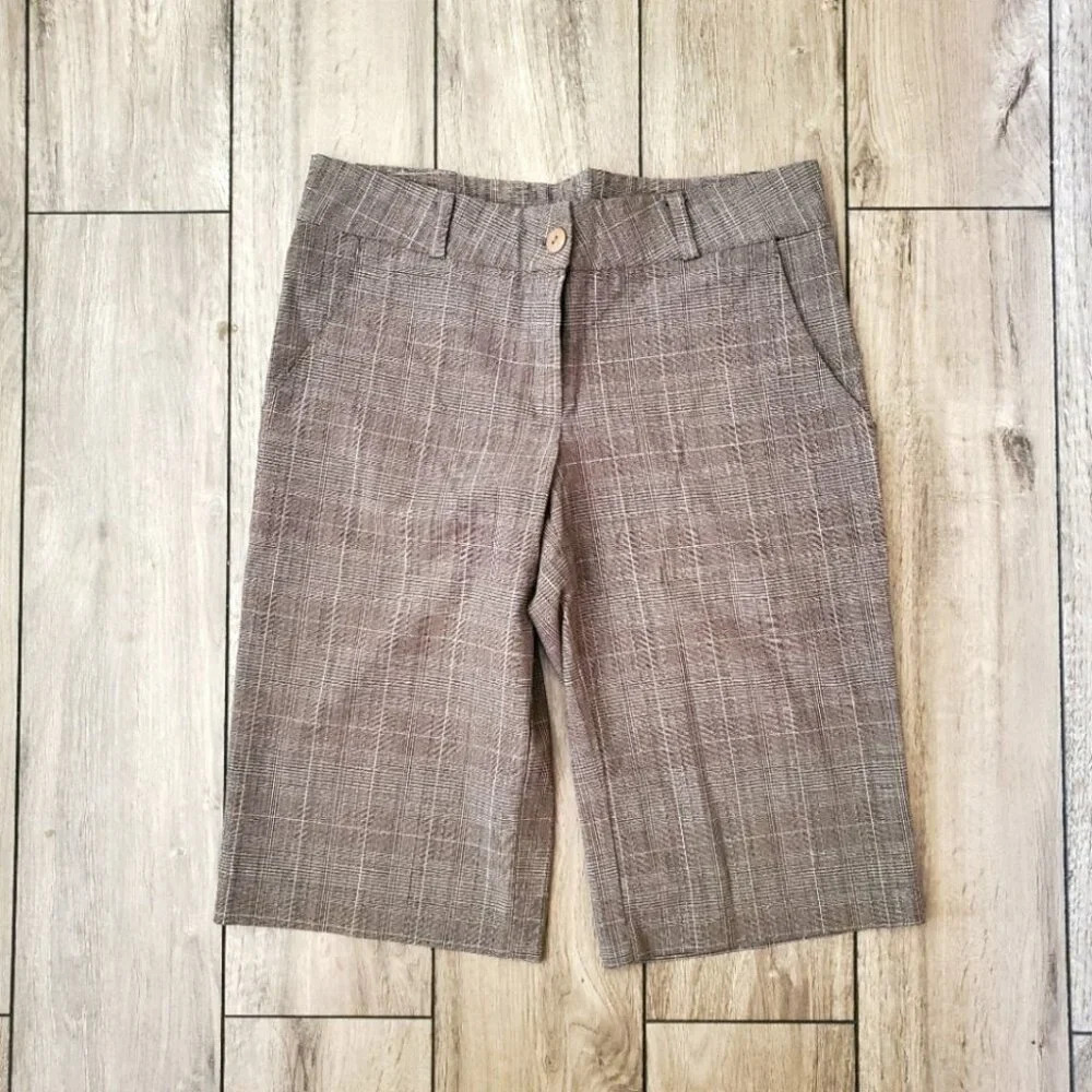 VINTAGE | Y2K 2000s Grey Beige Bermuda Trousers (Size 7/8)